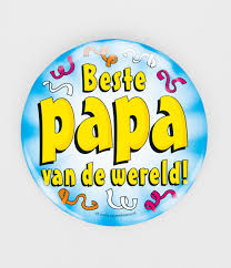 Vaderdag cadeau - Cadeaupakket Voor de Beste Papa. Een cadeaupakket voor Papa met wijn, amandelen, shampoo en bodywash