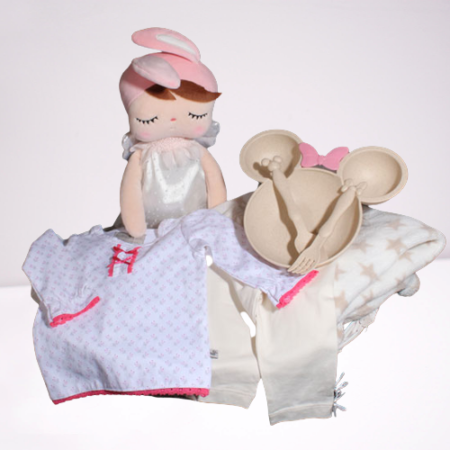 Geboortegeschenk met Metoo pop voor meisje
