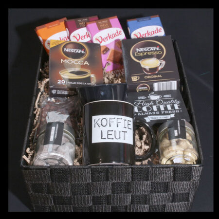Cadeaupakket Koffieleut - Een cadeau voor de echte Koffiedrinker. Koffieleuten houden van veel en vaak koffie drinken met wat lekkers erbij