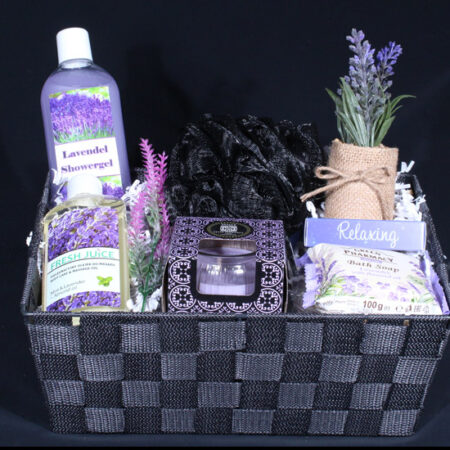 Relaxcadeau voor vrouw - I Love lavendel. De geur van lavendel geeft rust en kalmte zodat zij heerlijk kan relaxen in bad of douche
