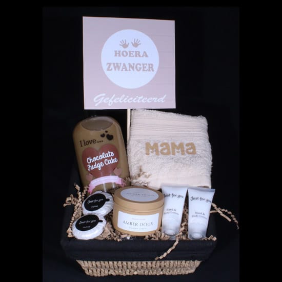 Zwangerschap cadeautje Hoera Mama. Een leuk cadeautje voor Mama in deze bijzonder tijd is altijd leuk om met haar mee te leven